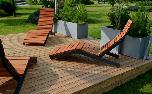Cost of Sun Deck Installation in Van Nuys