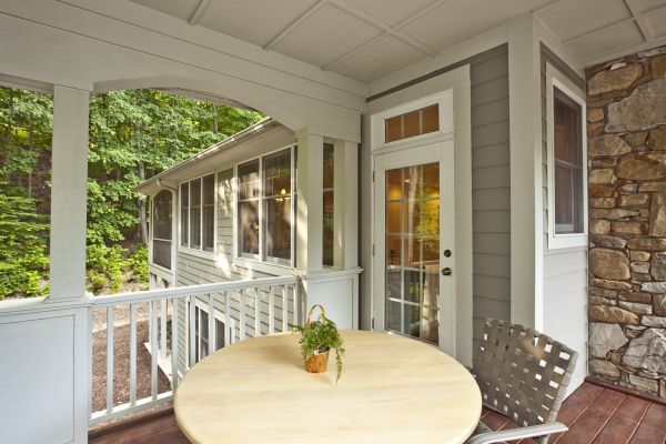 Cost of Covered Porch Installation in Van Nuys