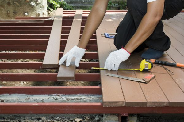 Cost of Custom Deck Installation in Van Nuys