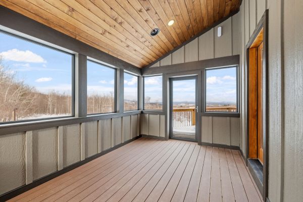 Cost of Porch Ceiling Installation in Van Nuys