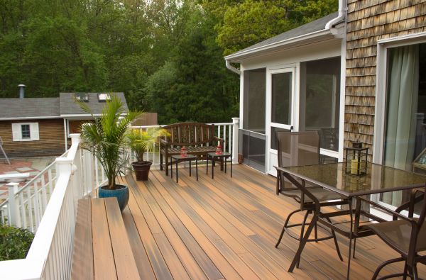 Decking Service in Van Nuys
