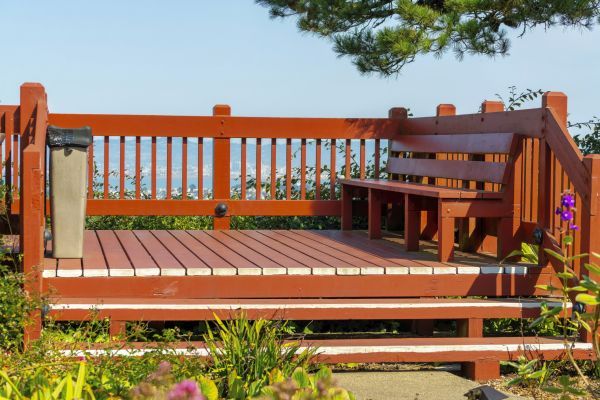 Cost of Redwood Deck Construction in Van Nuys