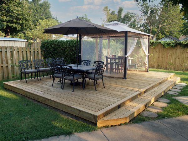 Platform Deck Construction in Van Nuys